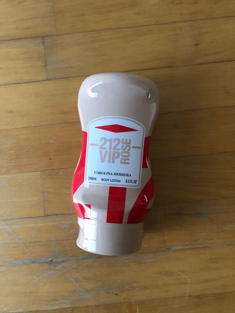 Carolina herrera 212 vip rose body lotion hot sale