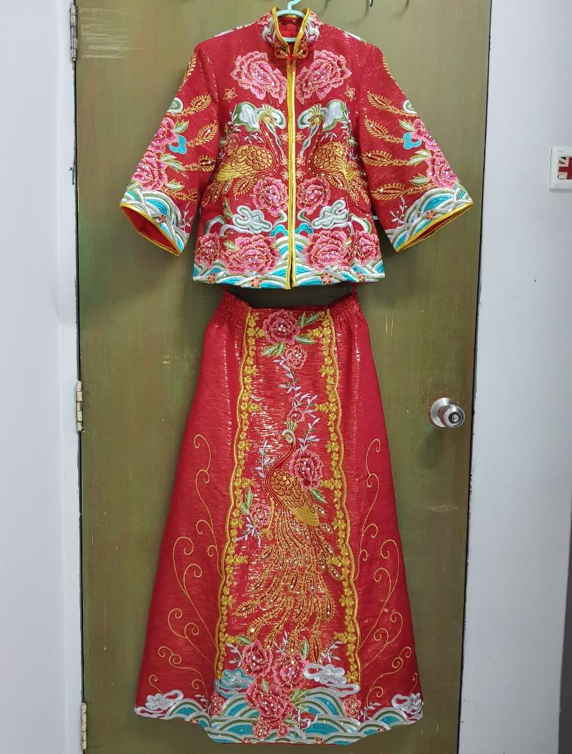 Chinese Traditional Wedding Costume Women S Fashion Clothes Others On Carousell