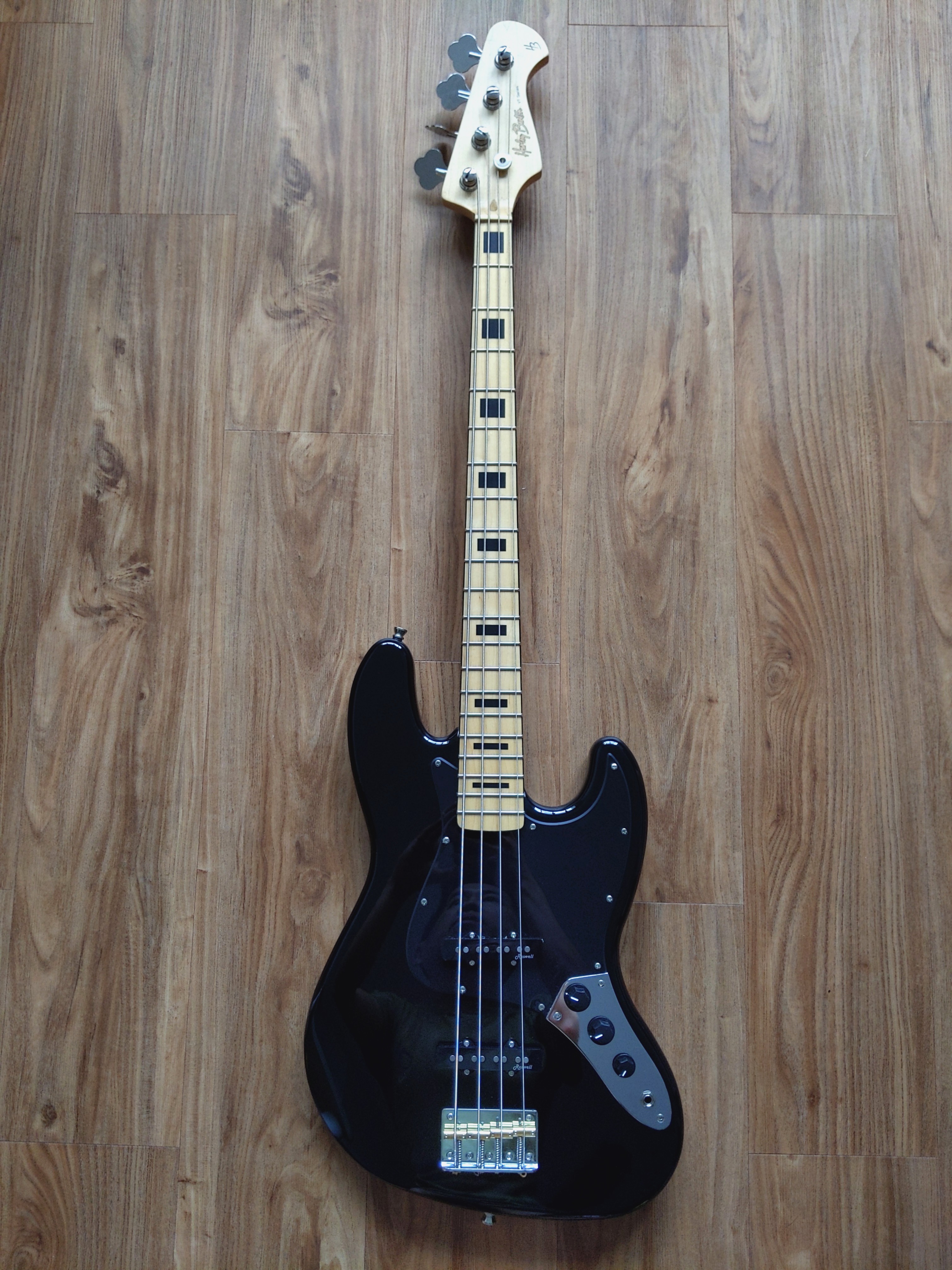 harley benton electric bass