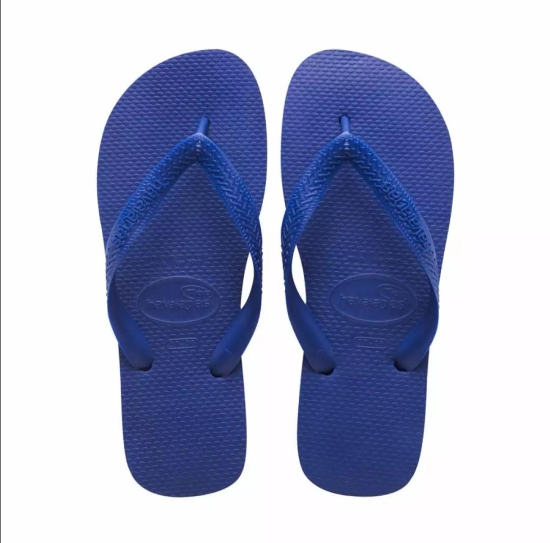 women's royal blue flip flops