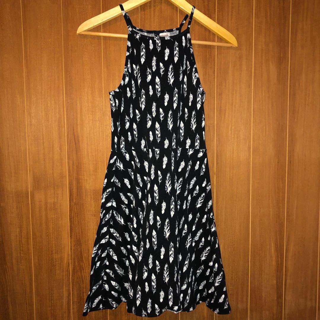 H&m feather online dress