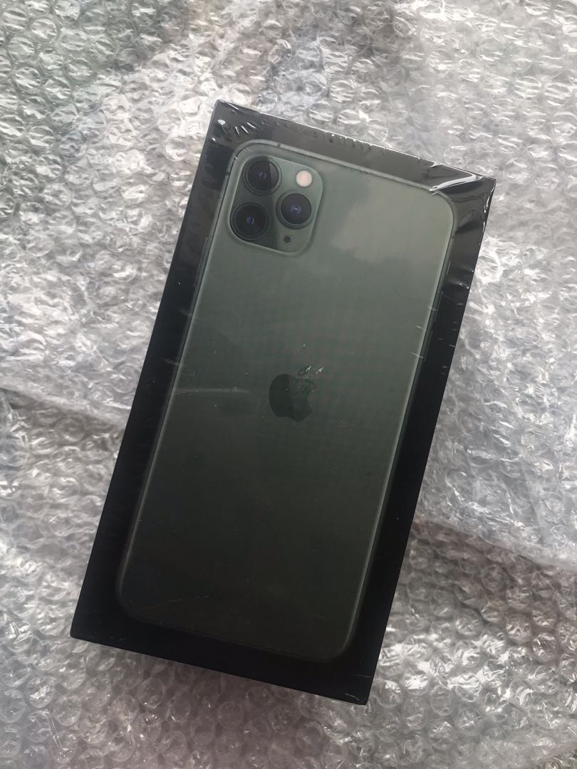 Iphone 11 Pro Max 64gb Midnight Green Ready Telepon Seluler Tablet Iphone Iphone 11 Series Di Carousell