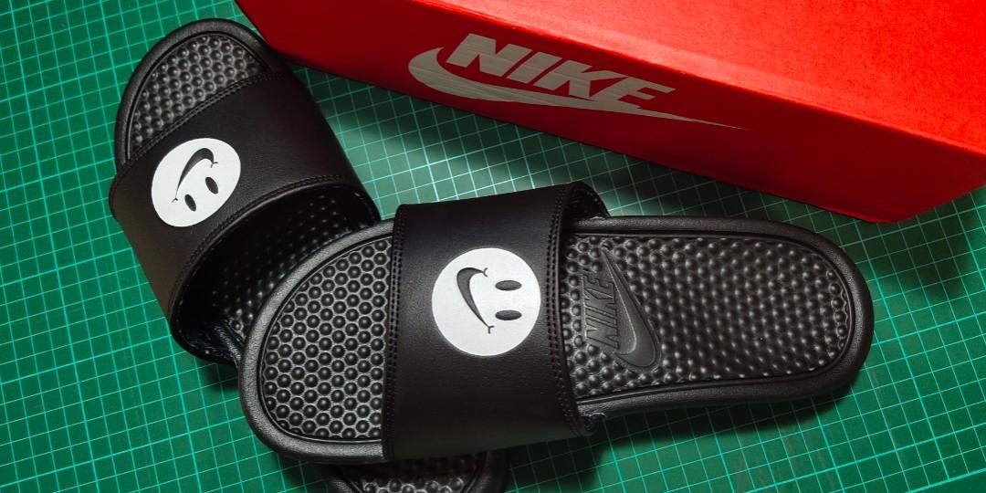 nike benassi smiley face