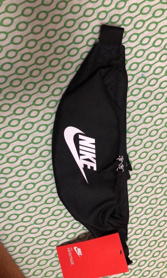 Nike LeBron James Fanny Pack Crossbody Bag Hip Waist Belt DB2478 010  Oversized | eBay