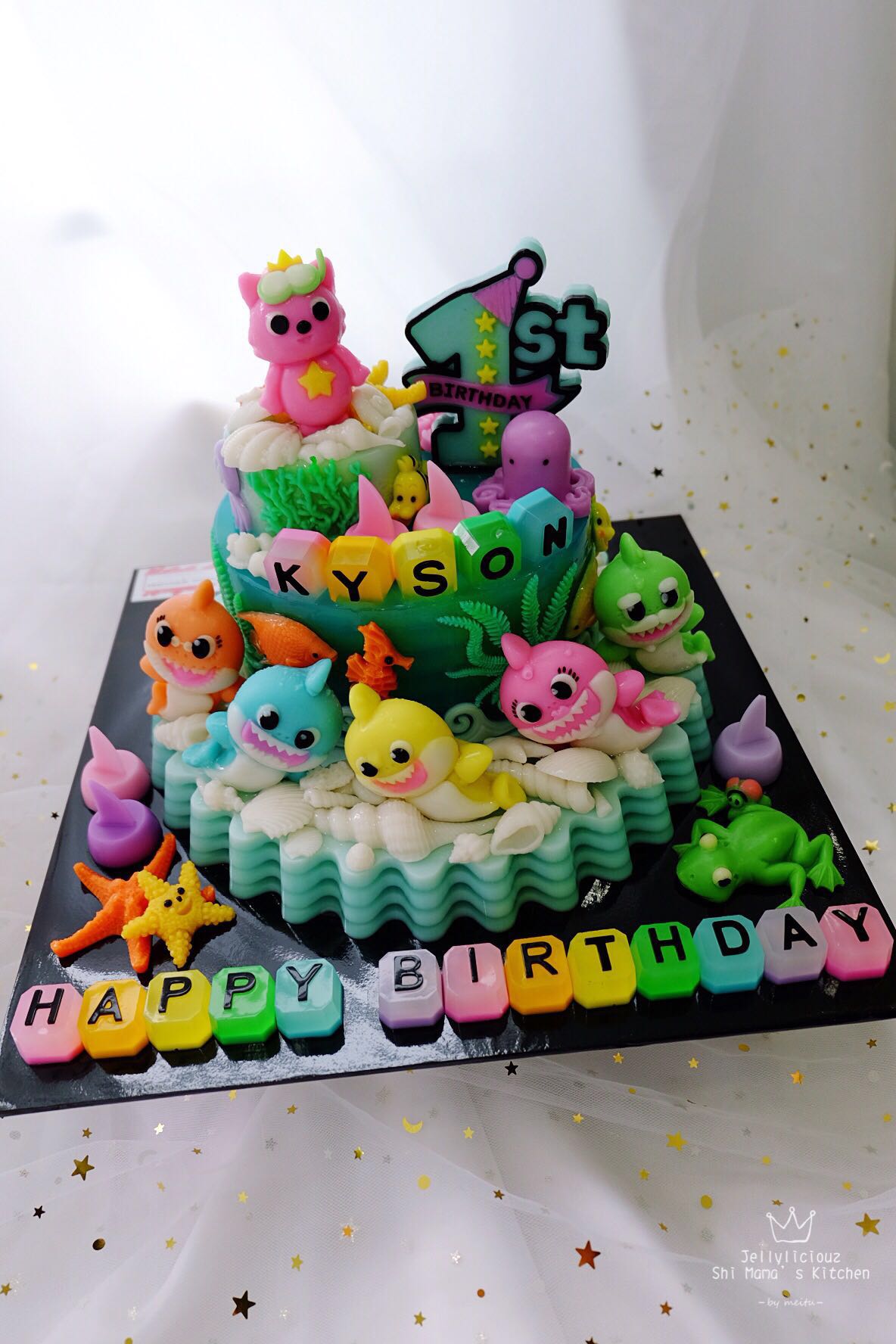 Pinkfong Baby Shark Undersea Theme 2 5 Tier Jelly Cake Babies Kids Others On Carousell