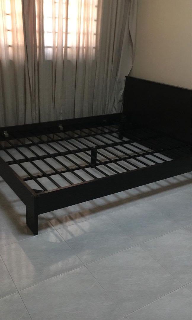 Queen Size Dark Wood Bed Frame, Dark Wood Queen Bed Frame