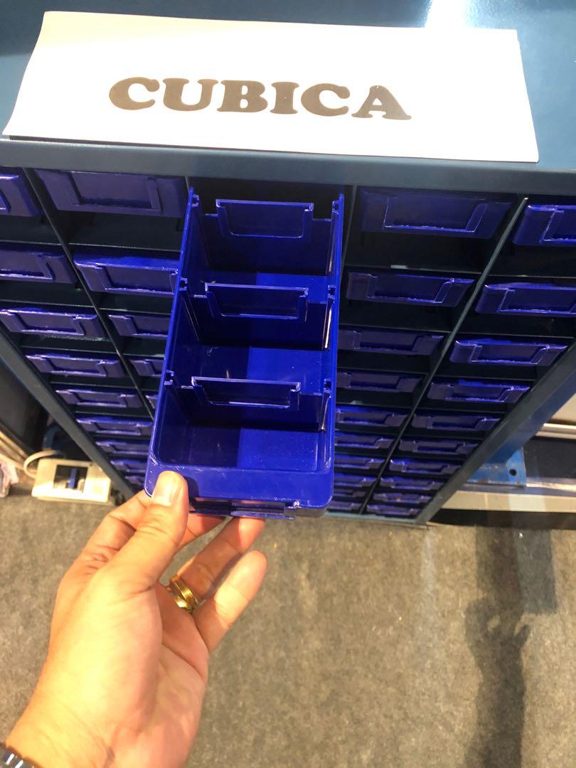 Small bin storage rack (Category: Storage Boxes & Baskets) located in Manila. Submitted by joeyroque09 (Listing ID 256279839, Image 2). Description: 09177110098 for fast transaction. Thanks Metal storage small bin rack Material: metal No. of total drawer: 50 Size: W-540mm D-308mm H-935mm Small drawer size W-95mm D-300mm H-77mm.