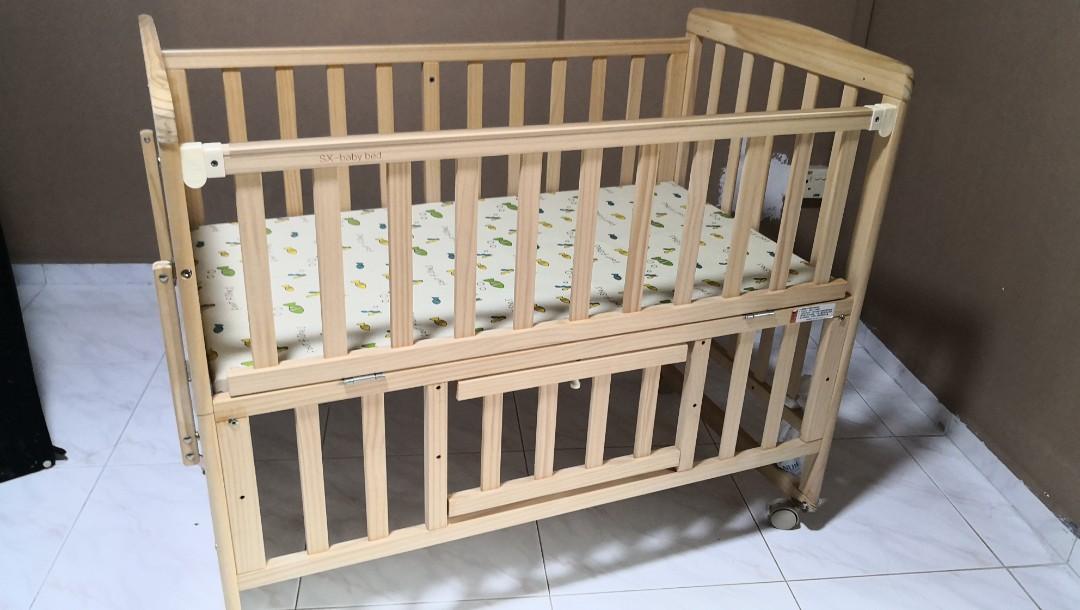 Used baby bed, Babies & Kids, Baby Nursery & Kids Furniture, Cots