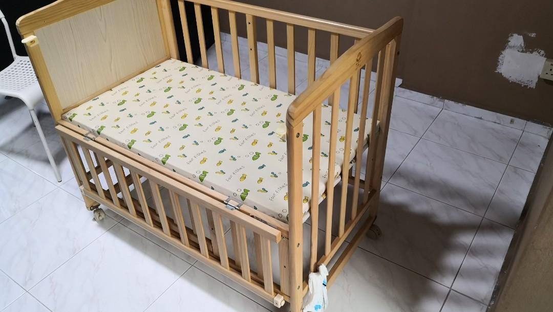 Used baby bed, Babies & Kids, Baby Nursery & Kids Furniture, Cots
