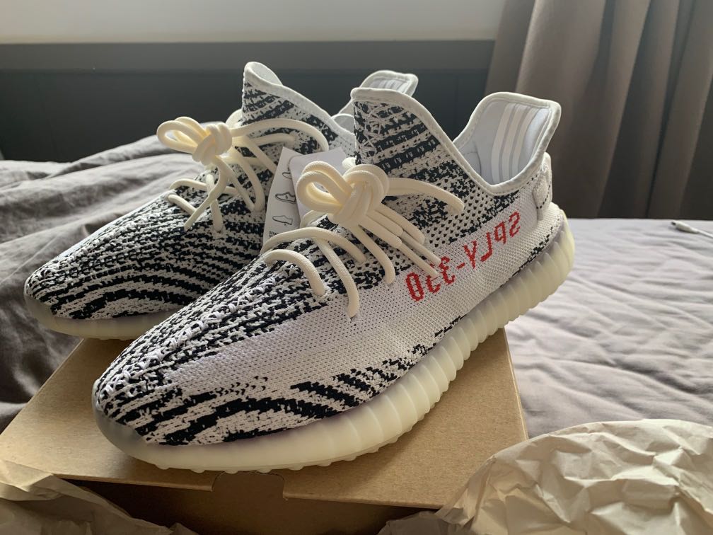 Yeezy zebra size 9 clearance