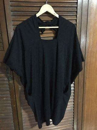 Seek the uniq Tarlow dress