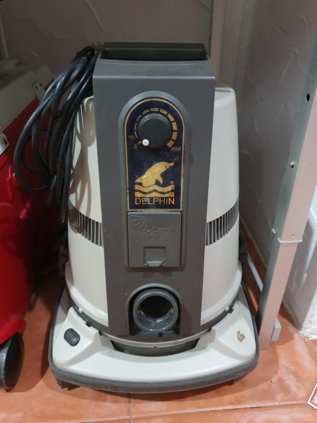 Delphin Vacuum Cleaner, TV & Home Appliances, Vacuum Cleaner