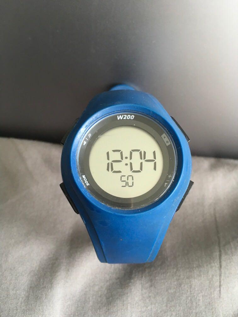 geonaute 5atm water resistant watch