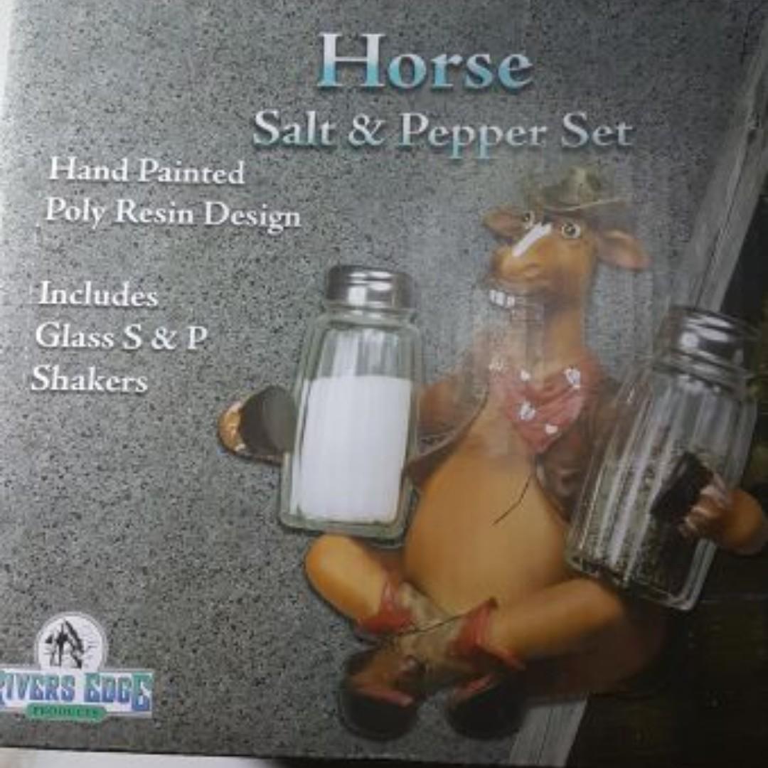 Horse Salt & Pepper shakers (Category: Spice & Seasoning) located in Marikina City. Submitted by skowshop (Listing ID 256497385, Image 3). Description: Uniquely Designed Salt and Pepper Shaker Holder Adds Fun and Flare to Any Mealtime Experience Made of Beautiful, Hand Painted Poly Resin Shakers are made from real glass (spices not included) Packed in a beautiful full color box #salt&peppershaker #salt&pepper #shaker #salt&peppershakerset.