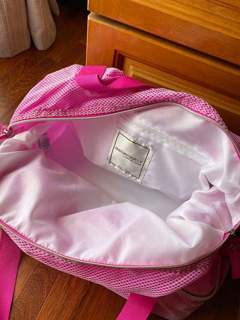Lorna Jane Gym Bag in Pink, Women's Fashion, Bags & Wallets, Crossbody