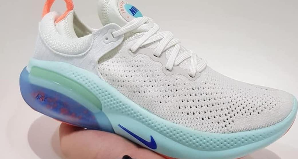nike joy run flyknit