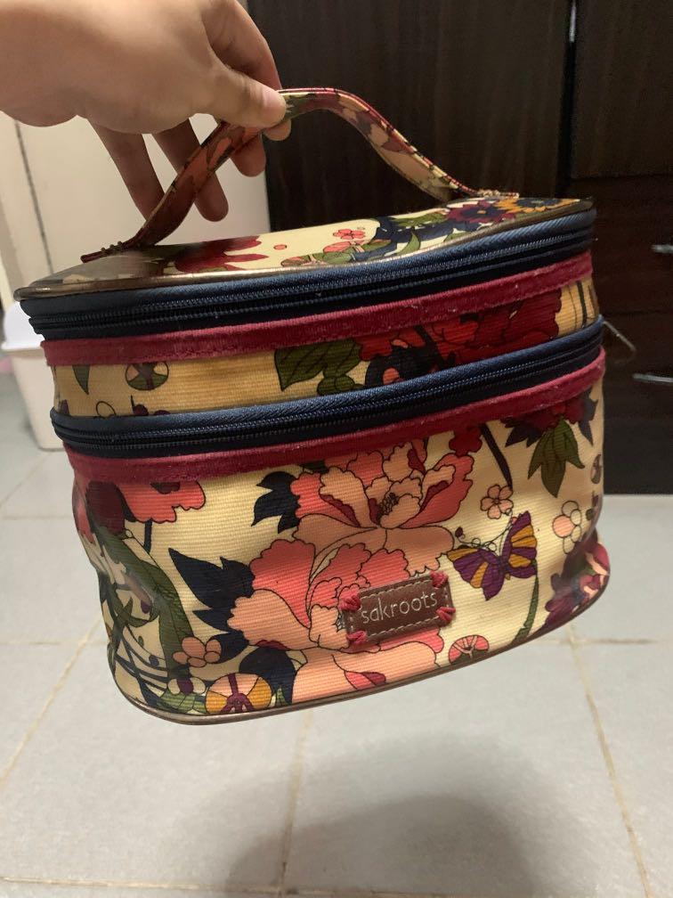 Sakroots best sale cosmetic bag