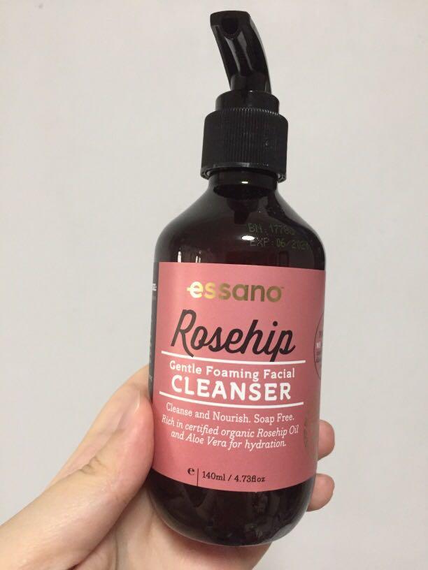 essano rosehip cleanser