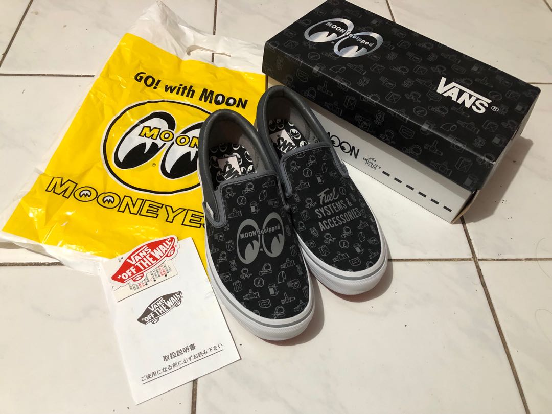 Vans Slip on Mooneyes