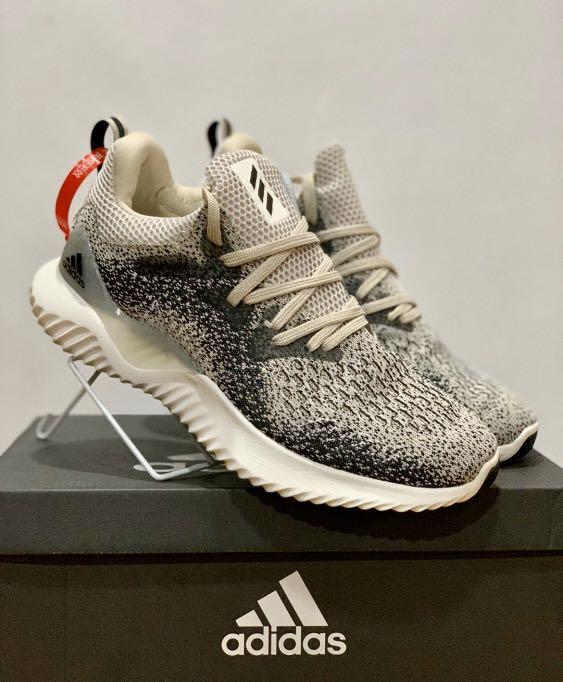 Alphabounce grey and sales white