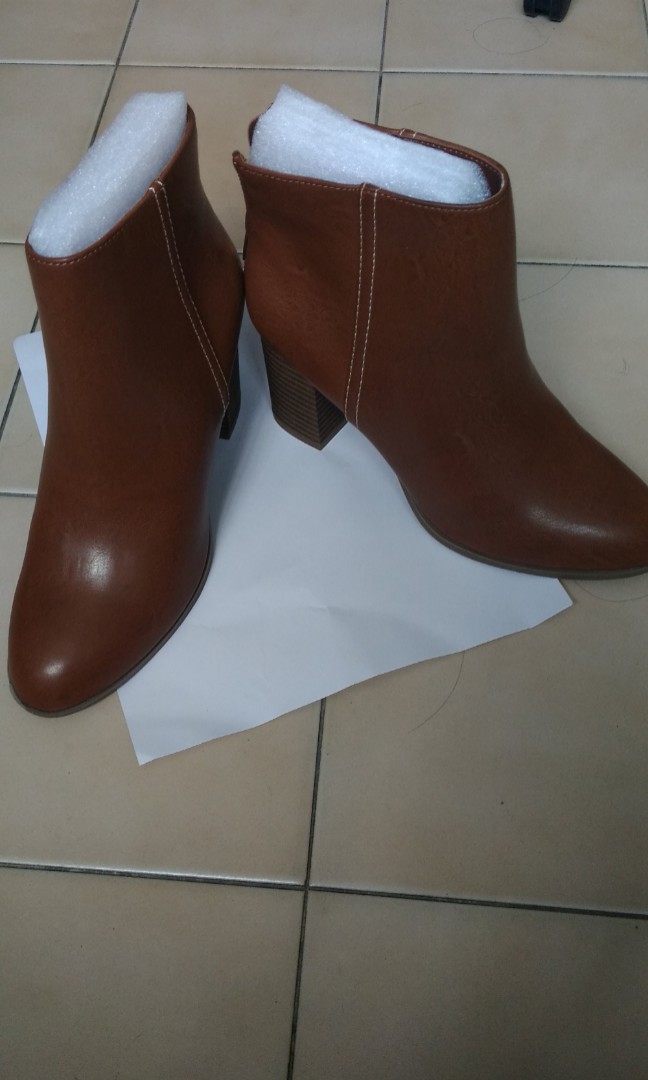 Bata ankle boots sales