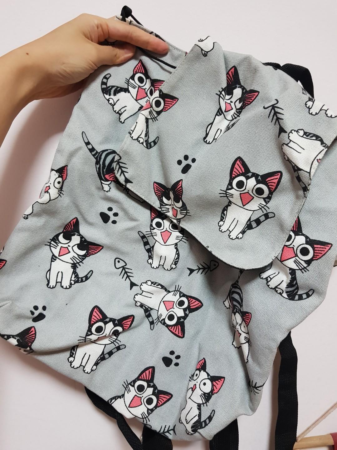 Cat backpack (Category: Backpacks) located in Singapore. Submitted by qt3.142pie (Listing ID 256766231, Image 1). Description: Cute cat backpack.