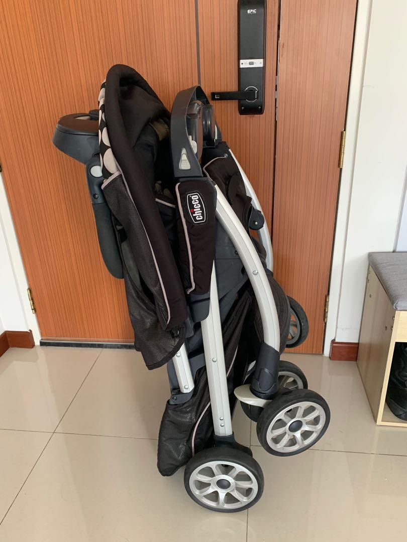 Chicco Cortina Magic Stroller, Babies & Kids, Going Out, Strollers on