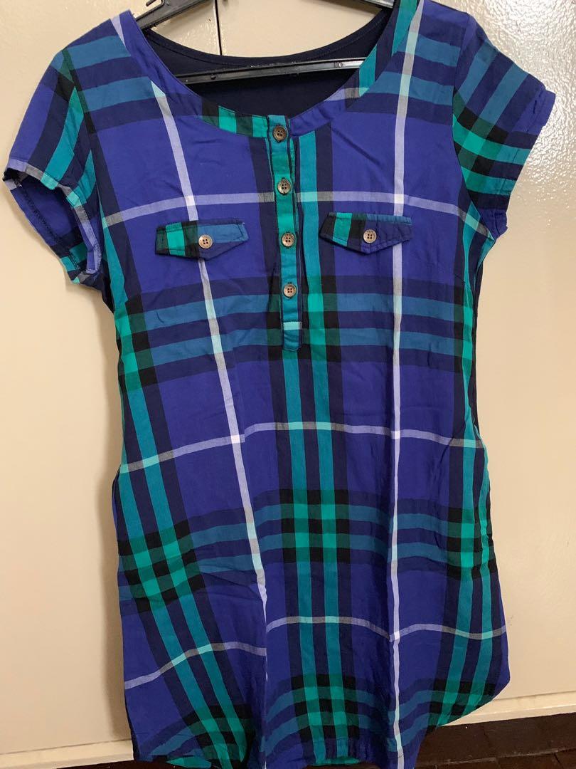 Maternity Dress (Category: Maternity wear) located in Mandaluyong City. Submitted by clowsit (Listing ID 256675986, Image 2). Description: Pre loved maternity dress Very comfy Excellent condition.