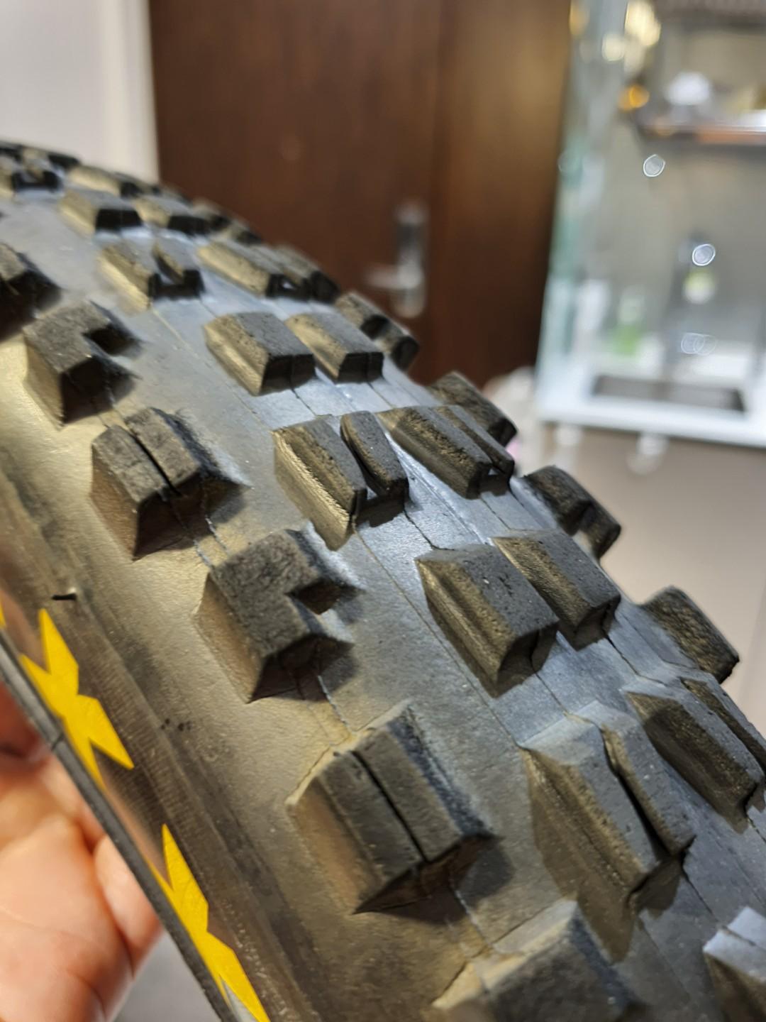 maxxis minion dhf 27.5 x2 5
