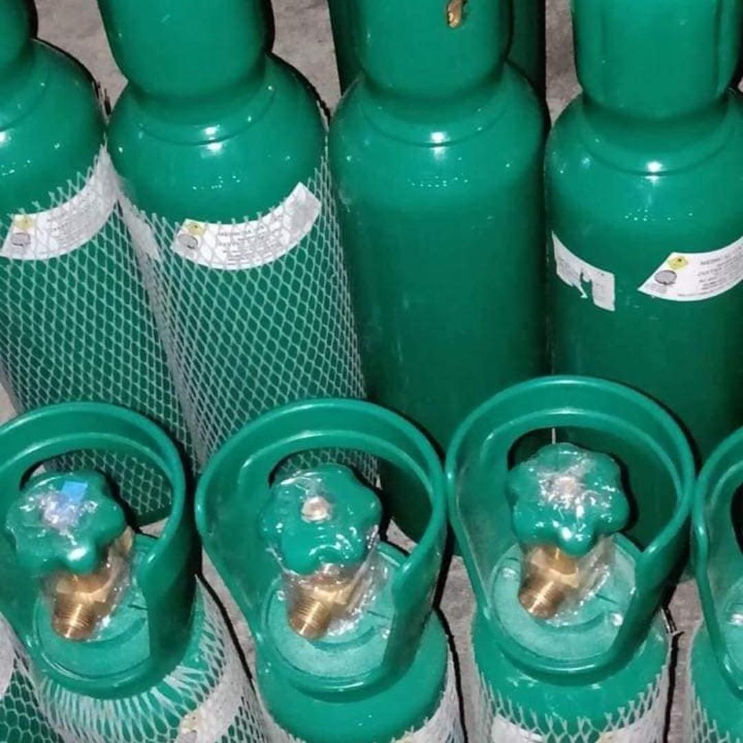 Medical oxygen tank and regulator, Everything Else, Looking For on