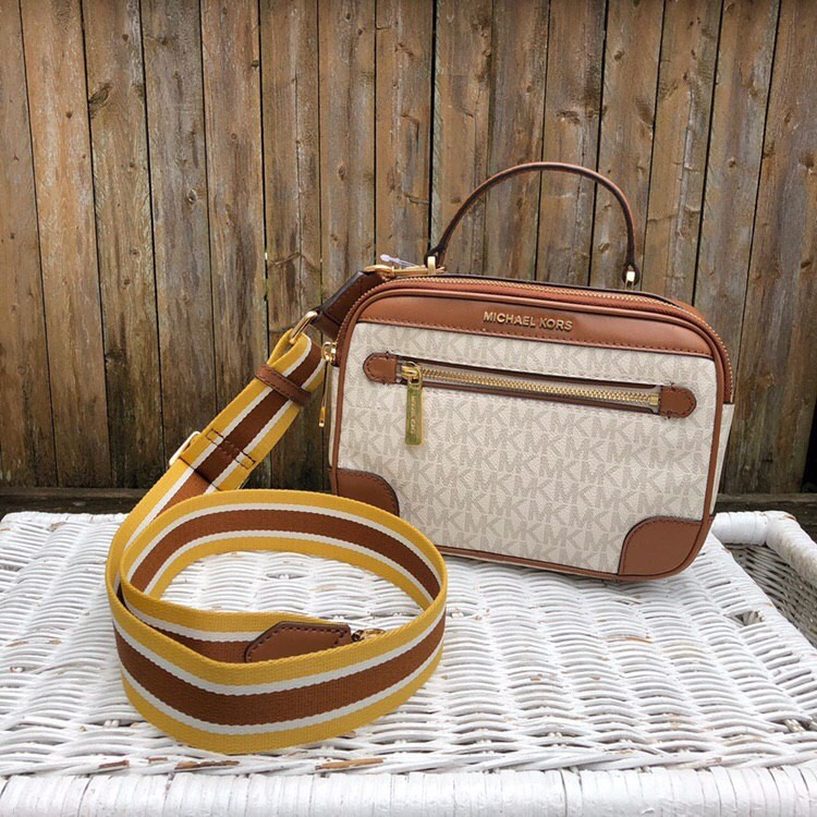 Michael kors travel deals camera bag