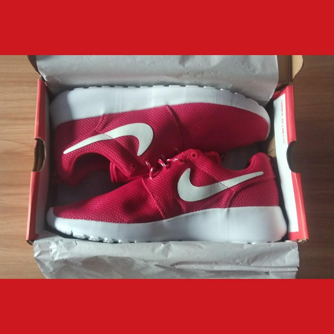 Nike Roshe One Red Shoes, Men's Fashion 