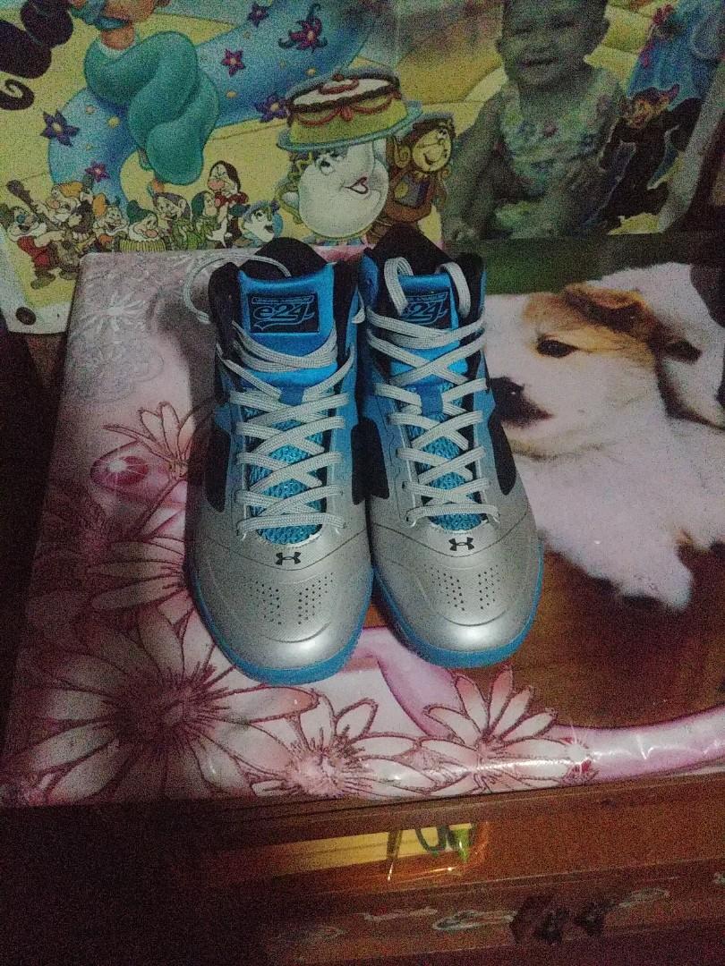 Original Under Armour Clutch Fit Charged.. (Category: Sneakers) located in Cebu City. Submitted by basbebo35 (Listing ID 256745146, Image 1). Description: Slightly used...hindi na nagagamit...