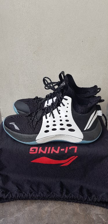 li ning sonic 7