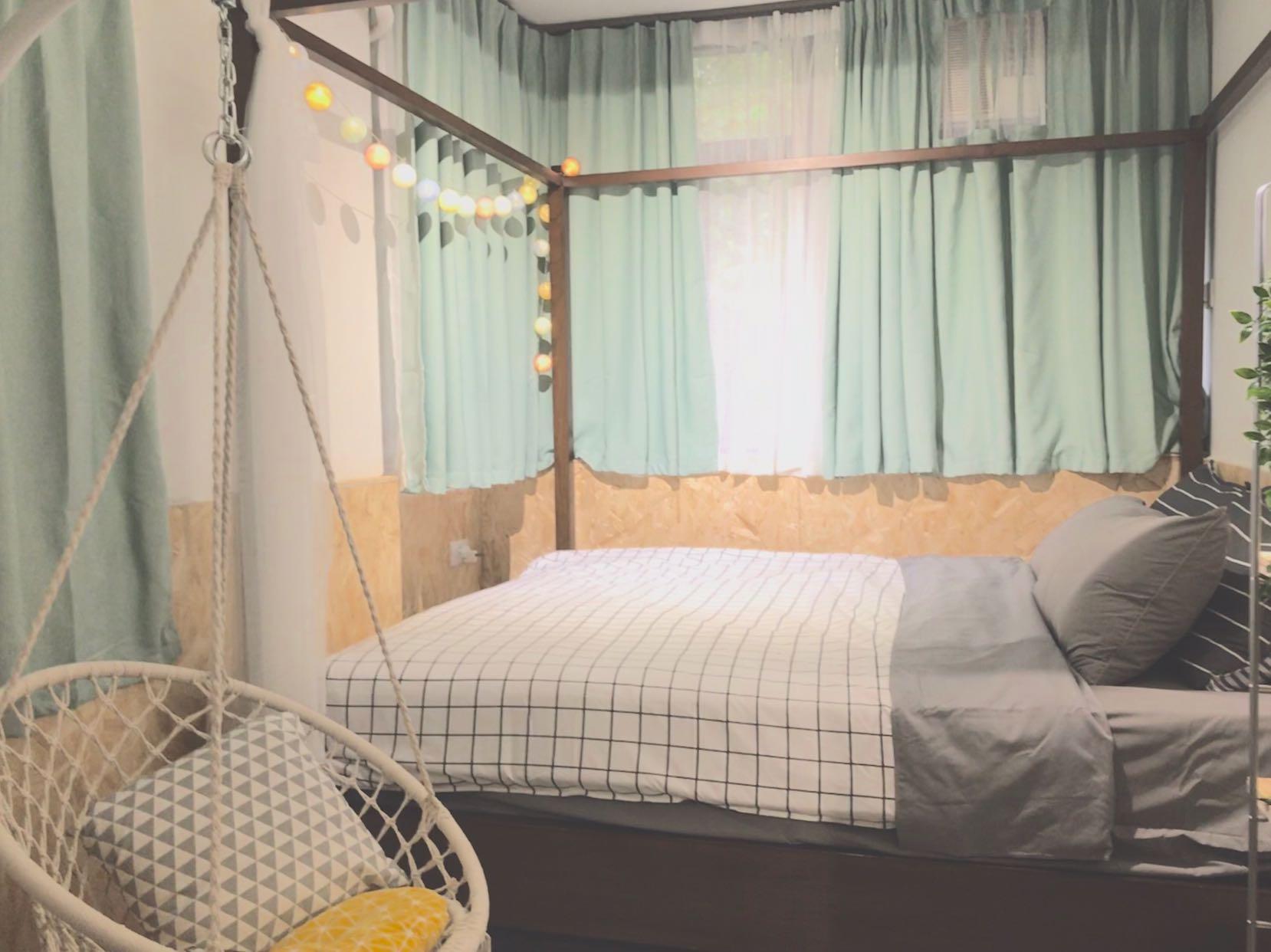 King Size Solid Bed Frame 100 Give Away Sealy Mattress Home