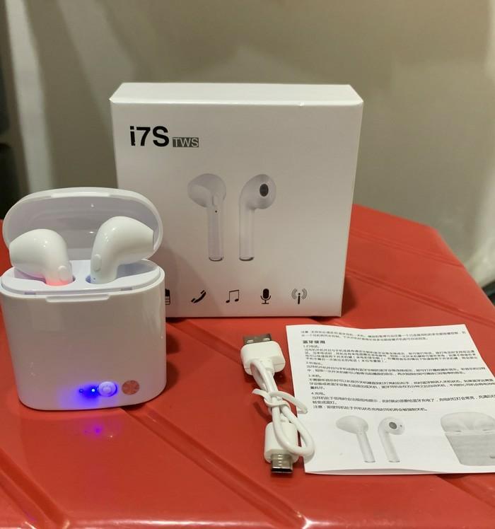 Airpods semua hp, Telepon Seluler \u0026 Tablet, Aksesoris Tablet \u0026 Handphone,  Aksesoris Ponsel di Carousell
