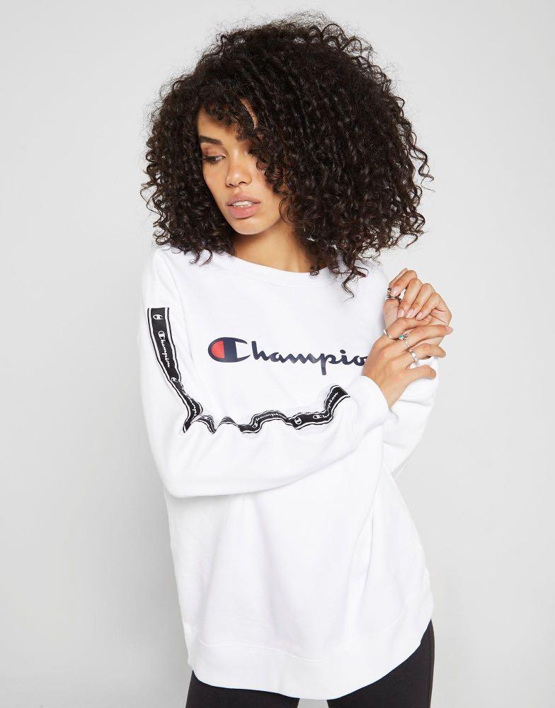 champion tape script crew sweatshirt