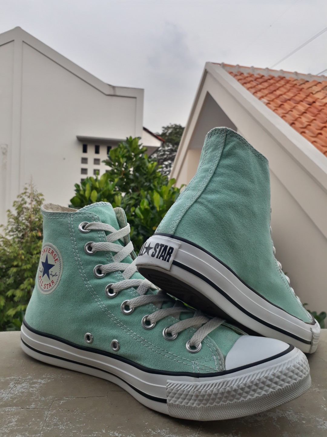 Beach glass converse sales