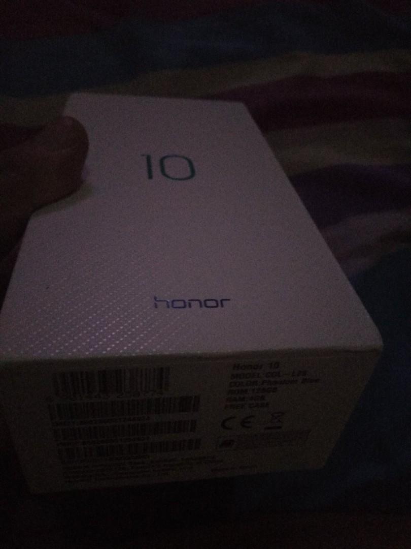 Huawei honor 10 128gb same specs p20 (Category: Huawei) located in Consolacion. Submitted by toptycoon (Listing ID 256961025, Image 2). Description: Pick up labogon mandaue Bnew please contact 09205646339 For meetup Cod thru Shopee.ph/grose.