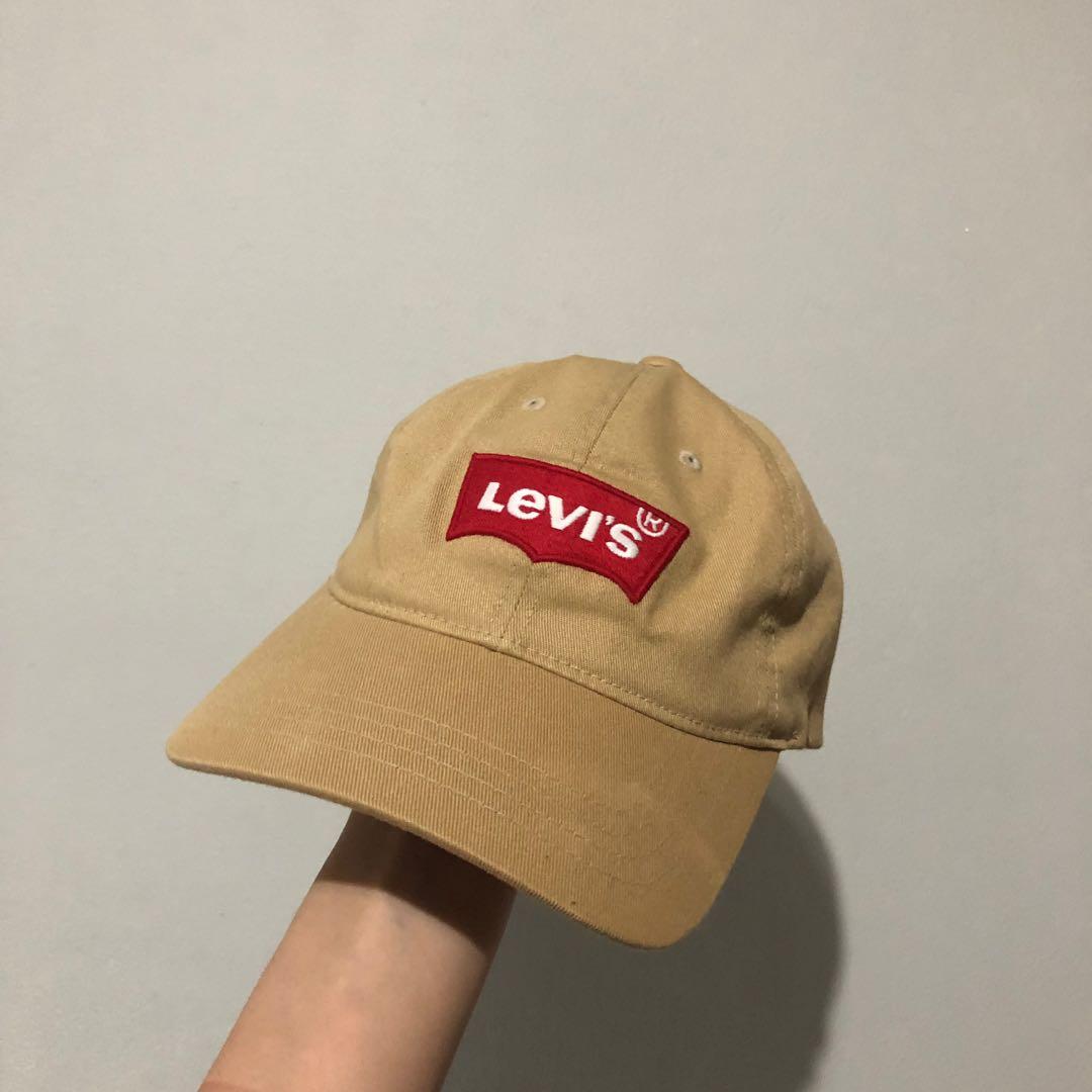 levis cap price