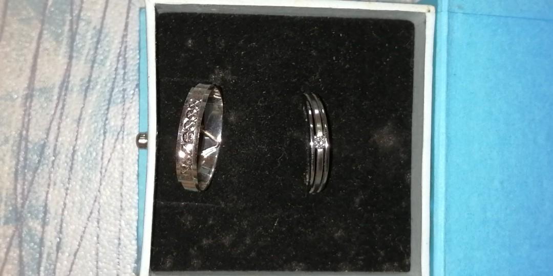 Lazo diamond 375 Luxury Accessories on Carousell