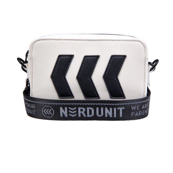 Nerdunit Emblem Sling Bag white