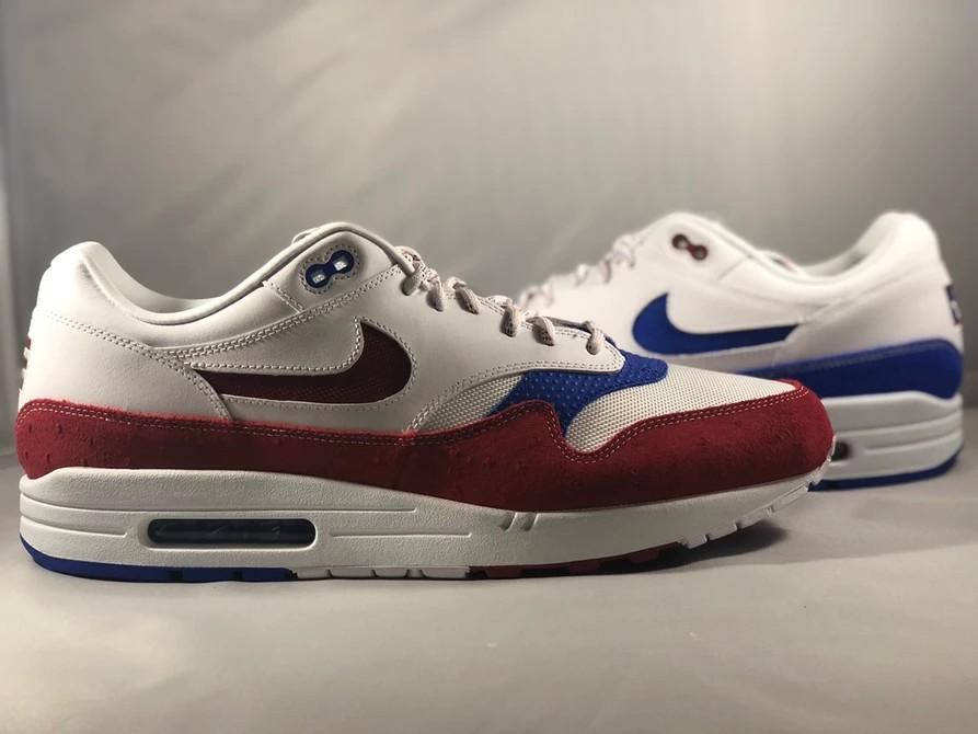 Nike Air Max 90 Puerto Rico Parade US Exclusive, Men's Fashion, Footwear,  Sneakers on Carousell