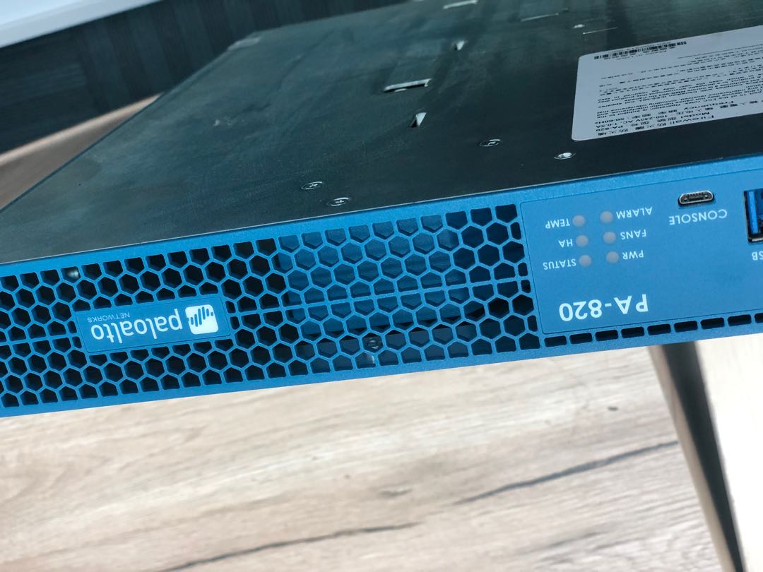 PaloAlto PA820 firewall, Computers & Tech, Parts & Accessories