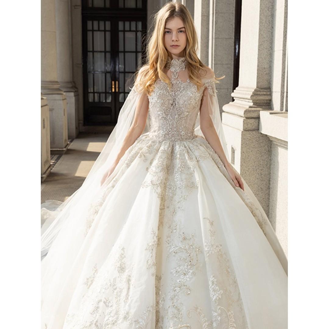 White best sale diamond cape