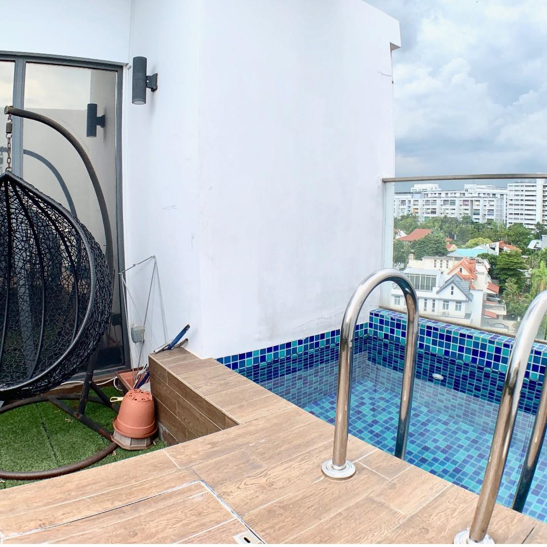 Spacious penthouse unit with private swimming pool and rooftop ...