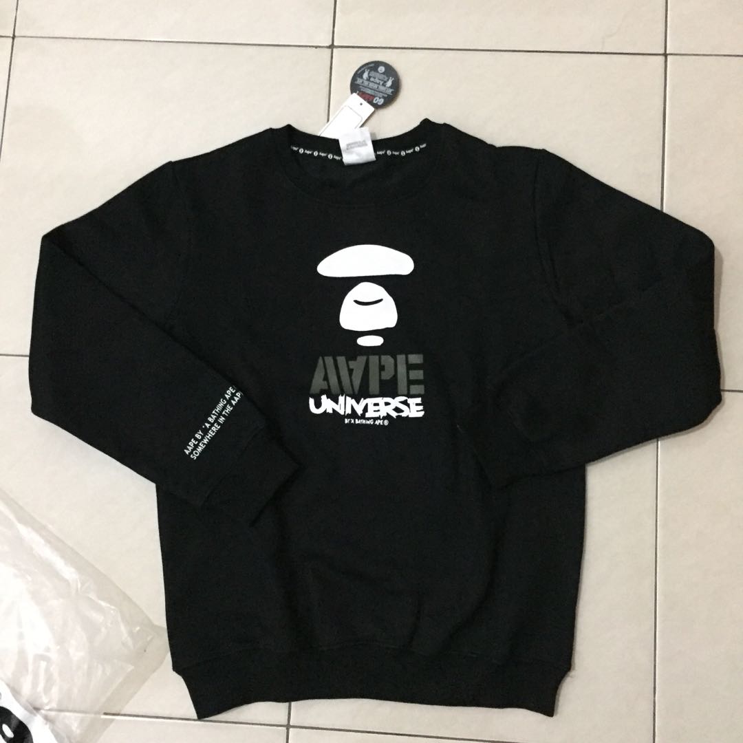 Sweater Bape Fesyen Pria Pakaian Atasan Di Carousell