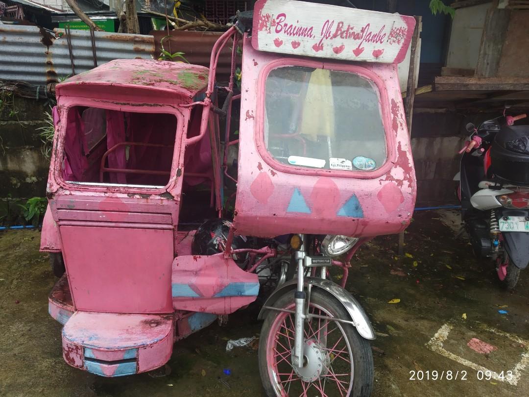Trisikel for sale (Category: Bicycles) located in Silang. Submitted by bernadetsetubalsalo (Listing ID 256897730, Image 2). Description: Used trisikel with motor star motor Issue: paso rehistro side car may conti damaged s drivers side roof. Rush sale!!! Need lng money Good running condition nmn..