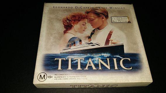 Titanic VHS collector Ed
