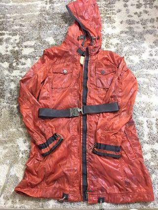 Authentic Frieda & Freddies Zip Long Hooded Coat. Raincoat